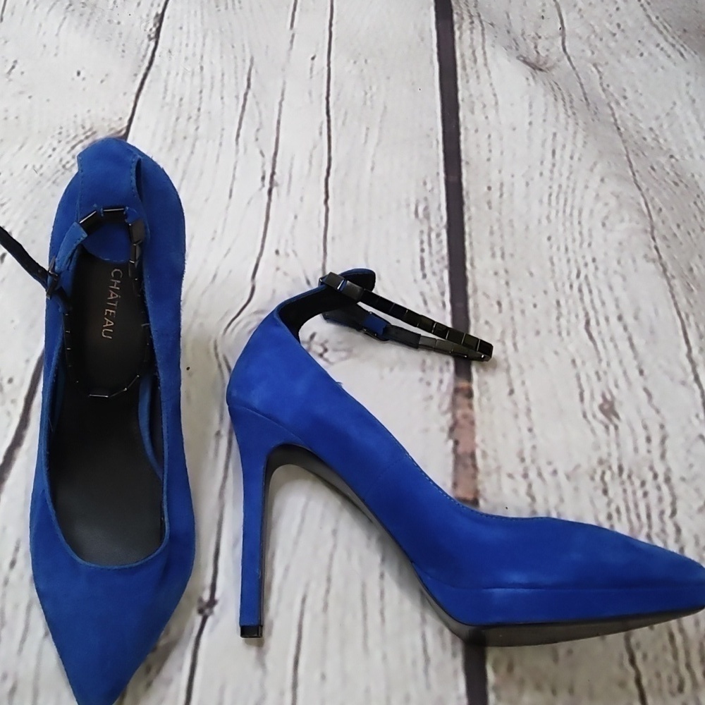 LE CHATEAU Blue Suede Stiletto Heels 9 Jewel Strap